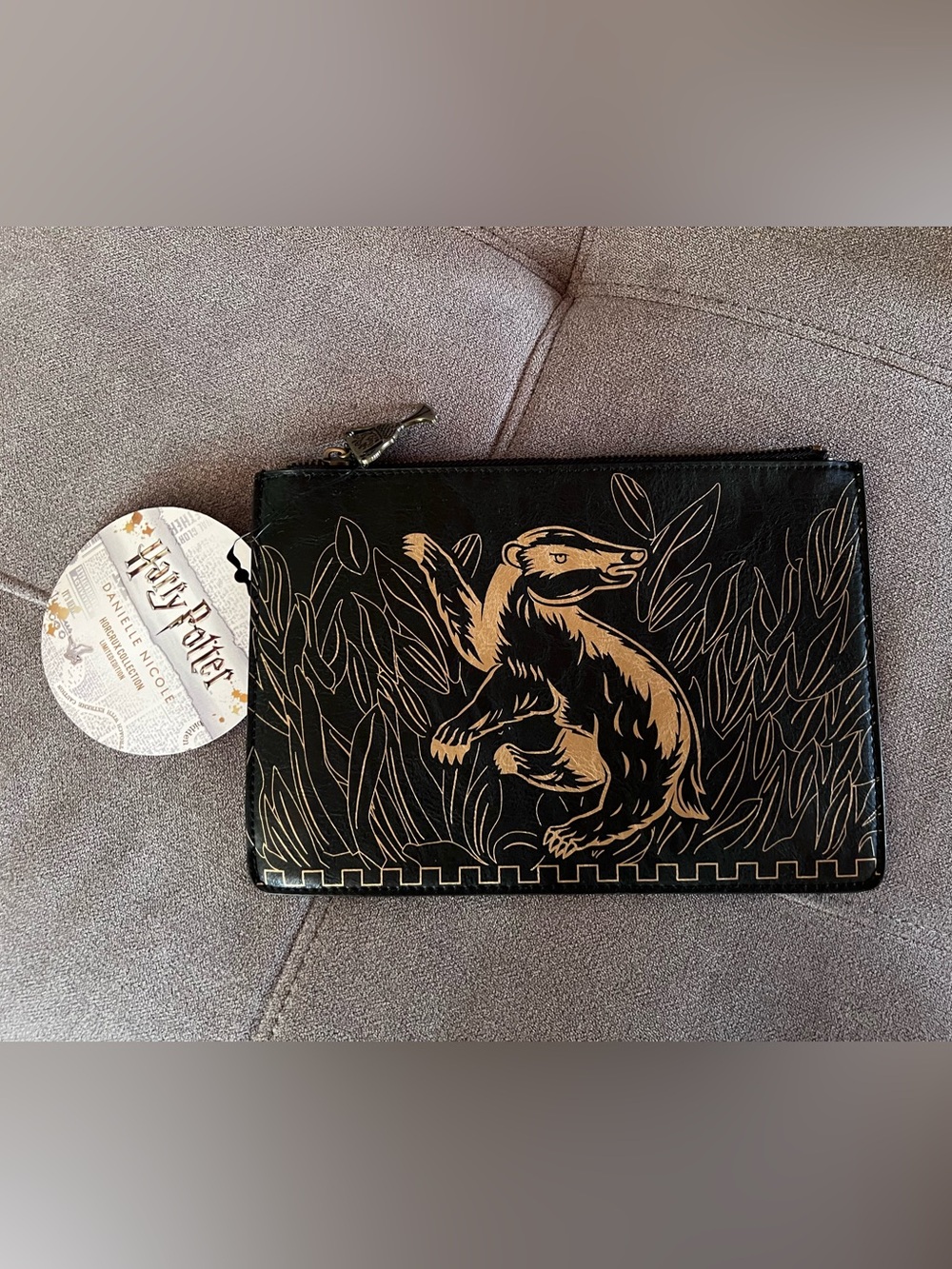NWT Danielle Nicole Harry Potter Hufflepuff Horcrux Cup Clutch Bag